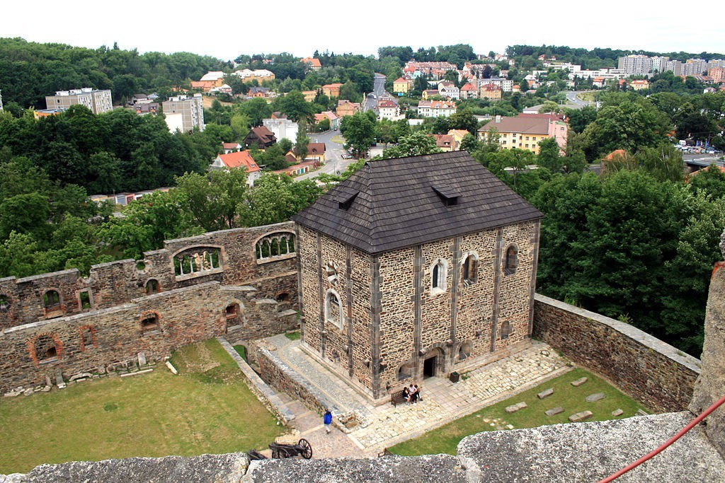 Románský sloh - chebský hrad